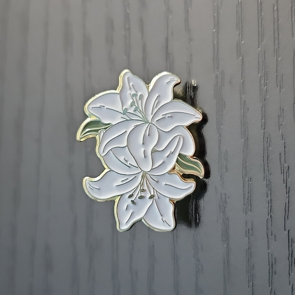 White Lily Floral Enamel Pin